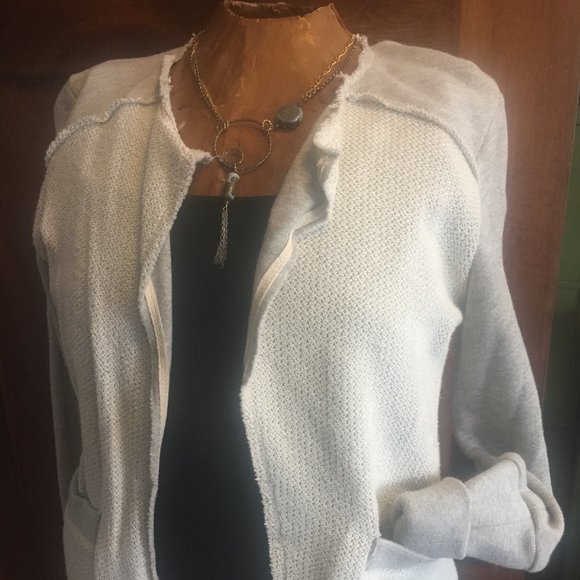 Two-tone Gray and Cream Lightweight Sweater - Picture 1 of 2